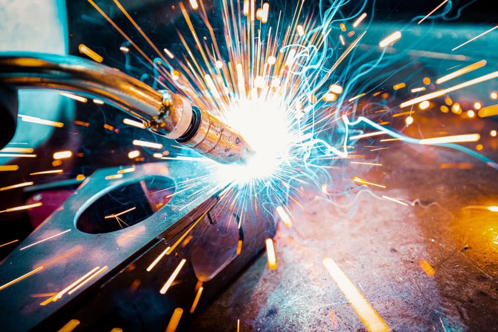 Trabajos de soldadura en Teo